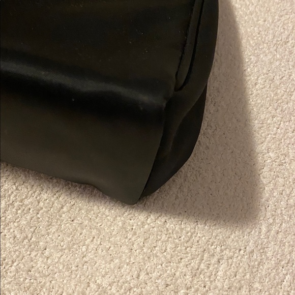 Kate Spade black purse - Picture 3 of 9